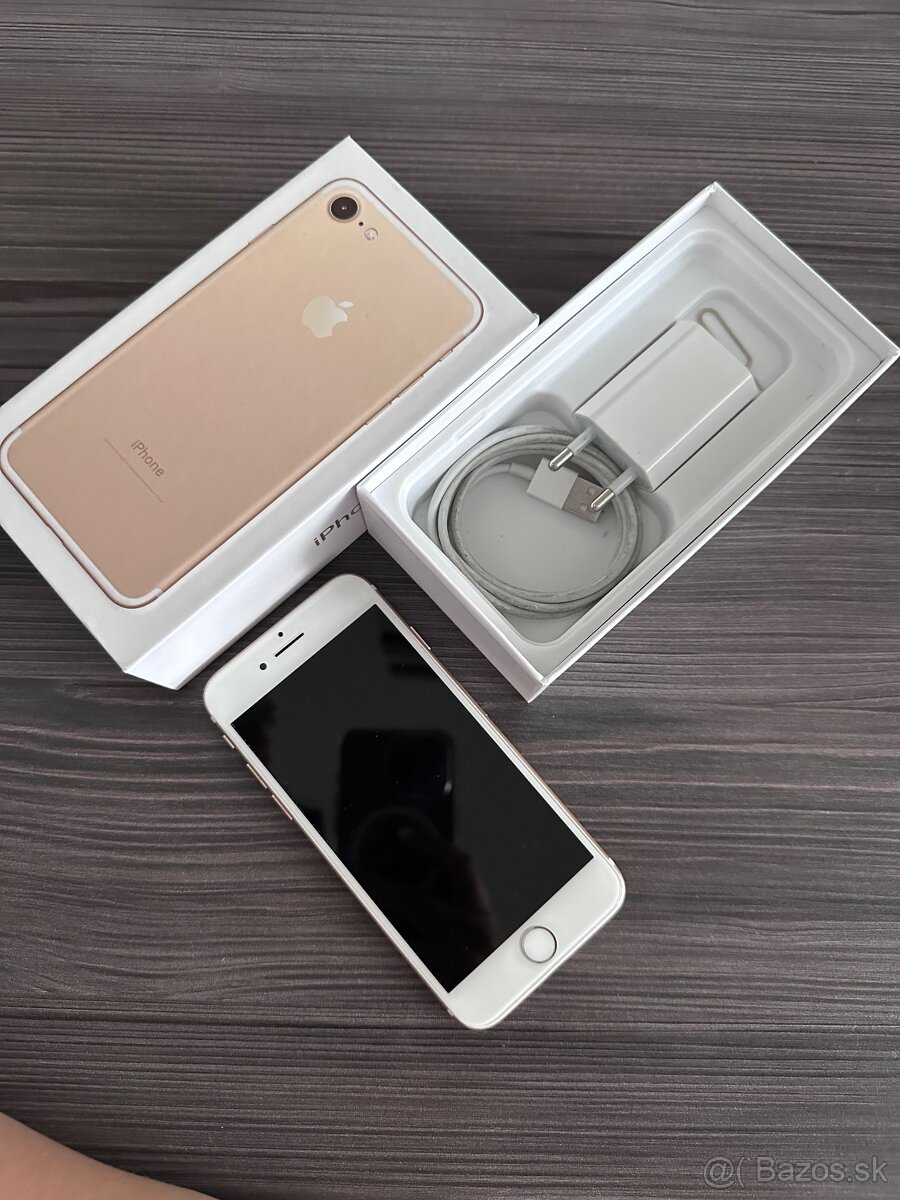 I phone 7 gold 128 GB