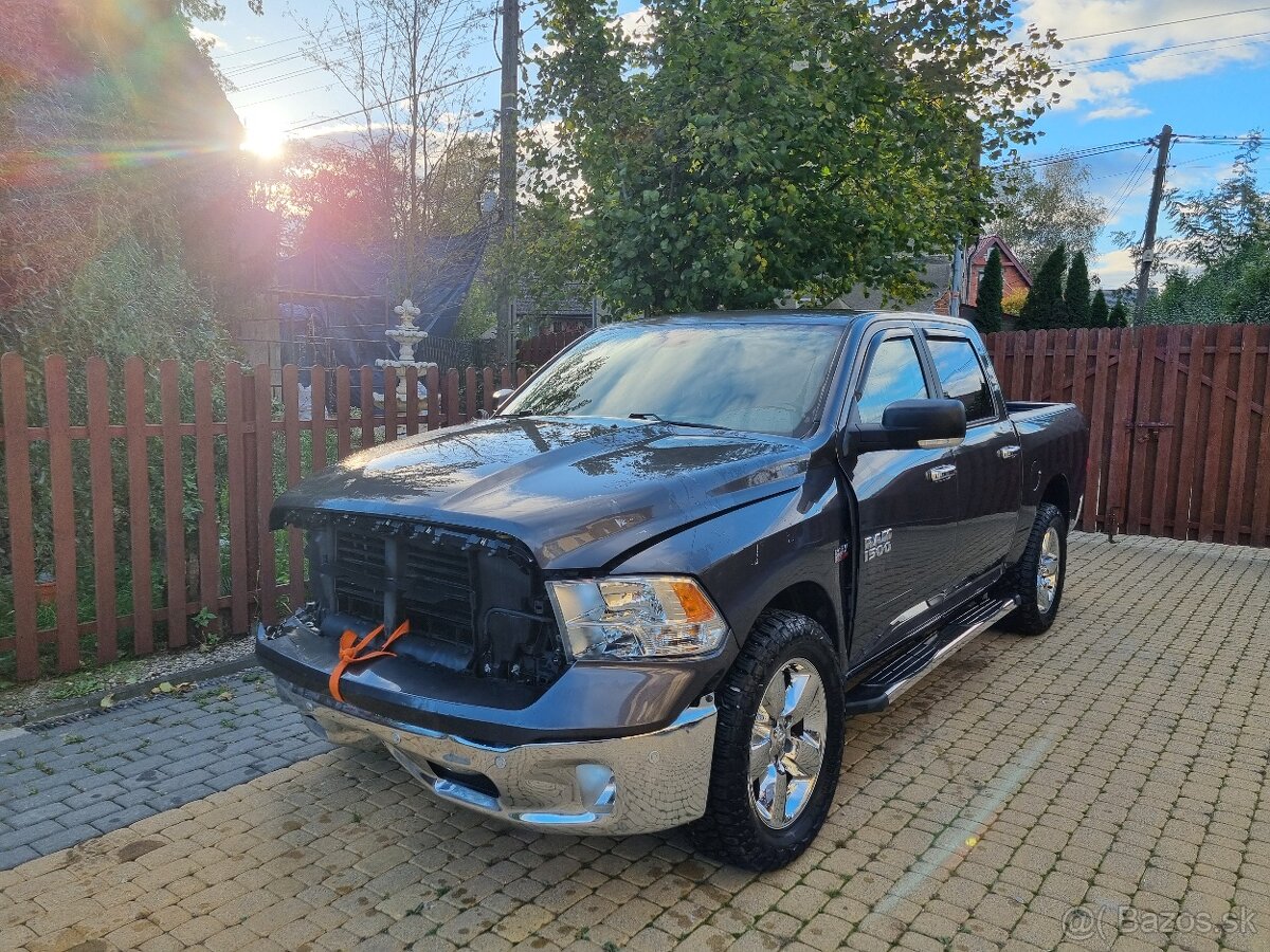 Dodge ram 1500 2018 5.7 4x4 bighorn