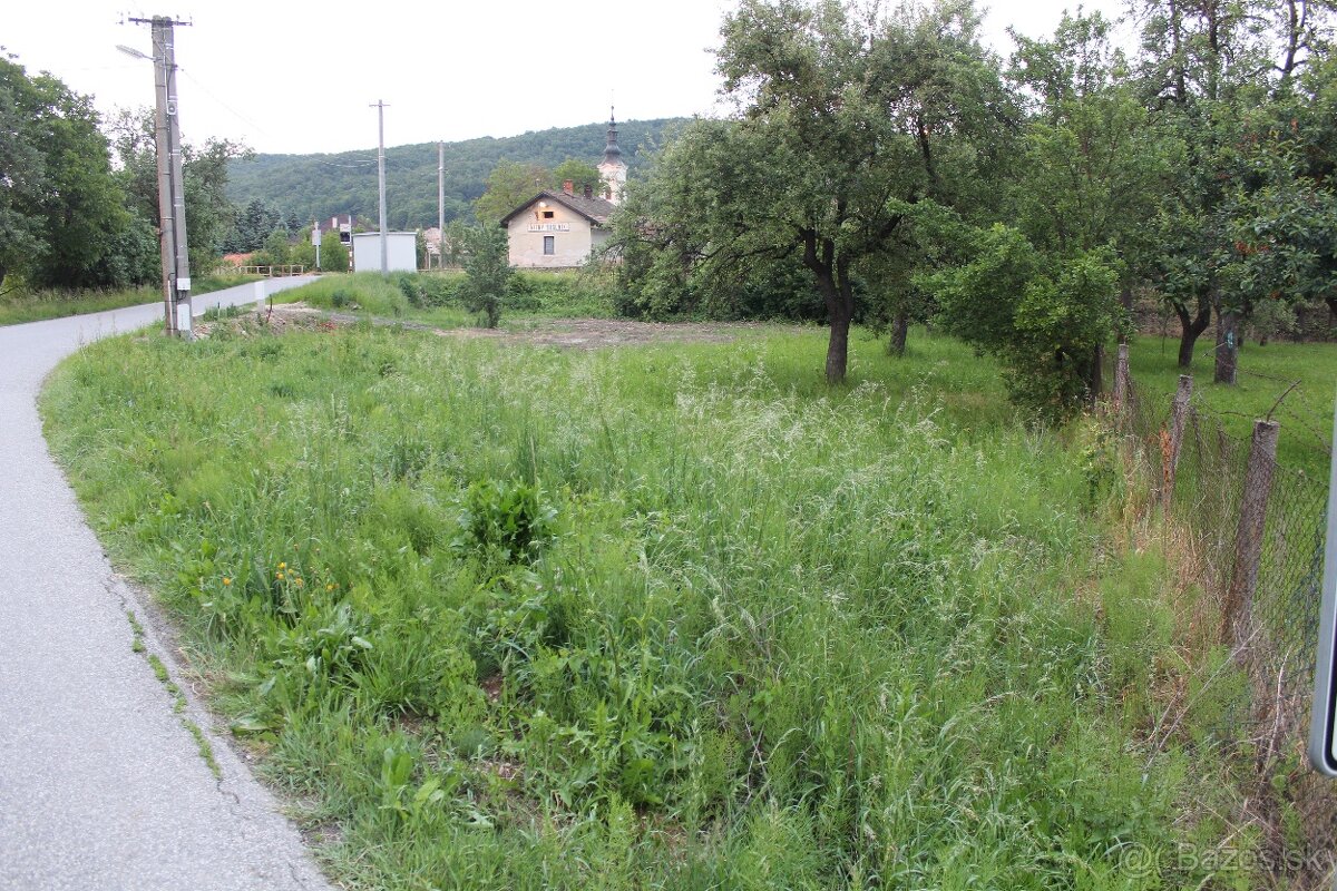 Na predaj stavebny pozemok v obci Nižný Skálnik 450m2