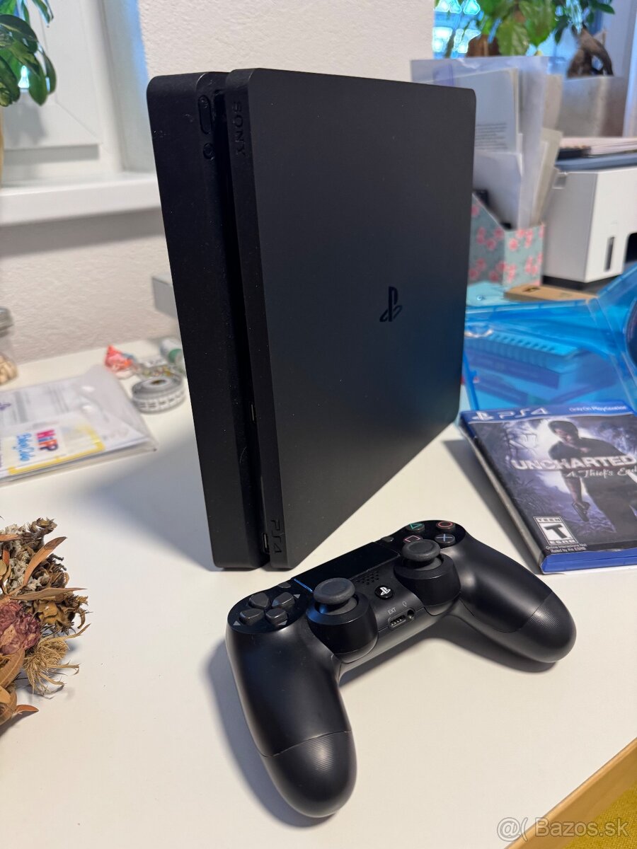 predam playstation 4 slim 500gb