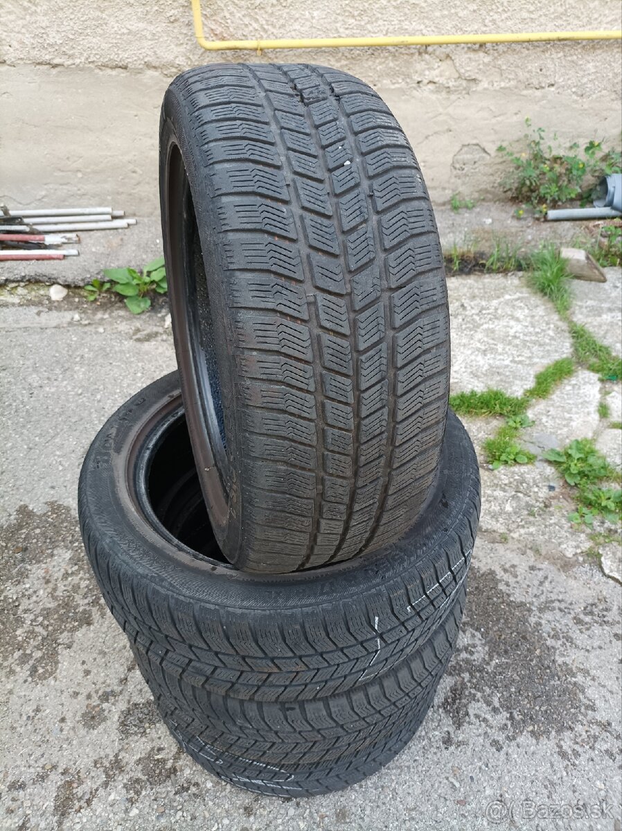 Predám zimné pneumatiky Barum 225/50 R17