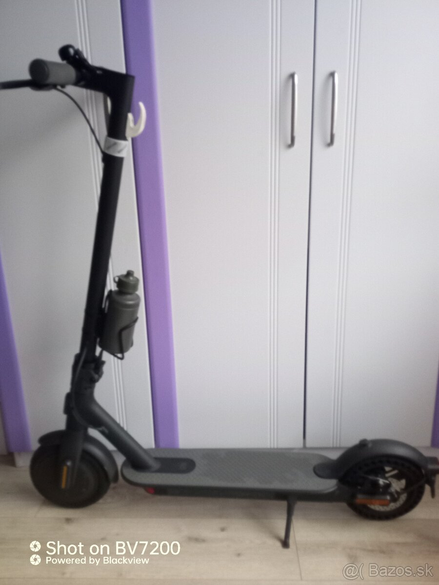 Xiaomi Mi Electric Scooter Pro 2