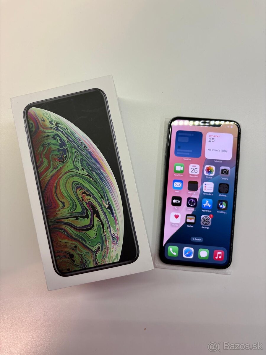 iPhone Xs Max, 64GB, Space Gray