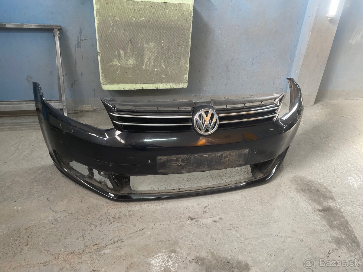 Vw touran predny naraznik s maskou