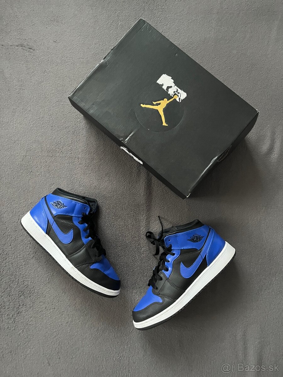 Nike jordan 1 mid 39