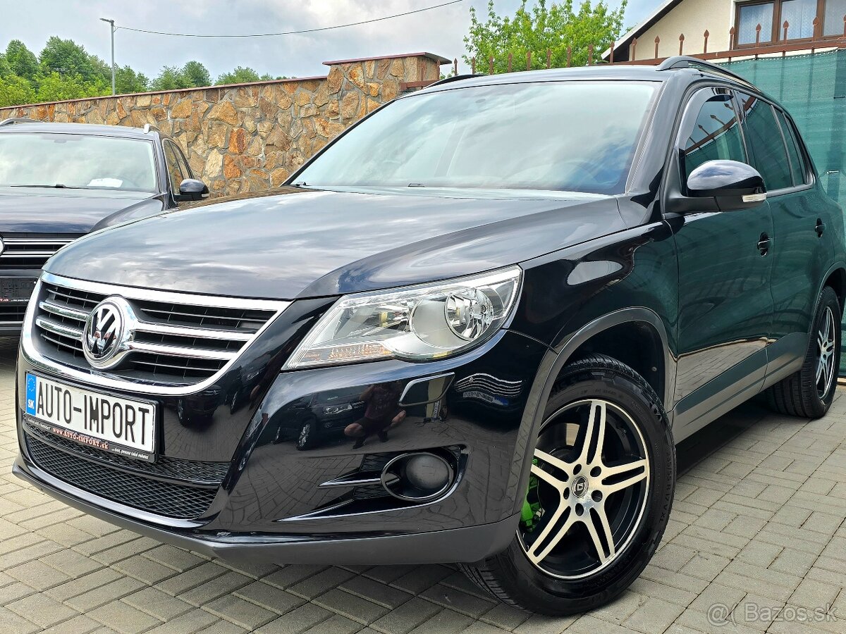 Volkswagen Tiguan 1.4 TURBO - M6 - SPORT LINE (104284)