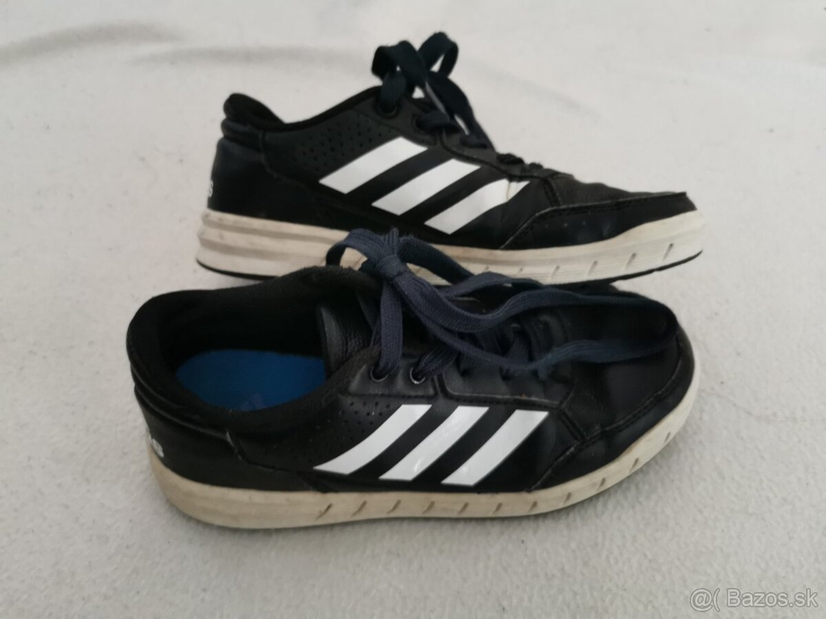 tenisky Adidas c.32