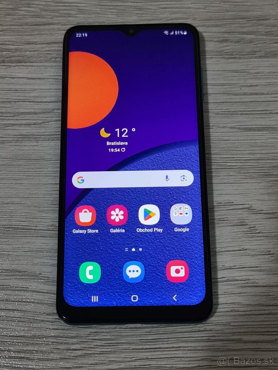 Samsung Galaxy M12