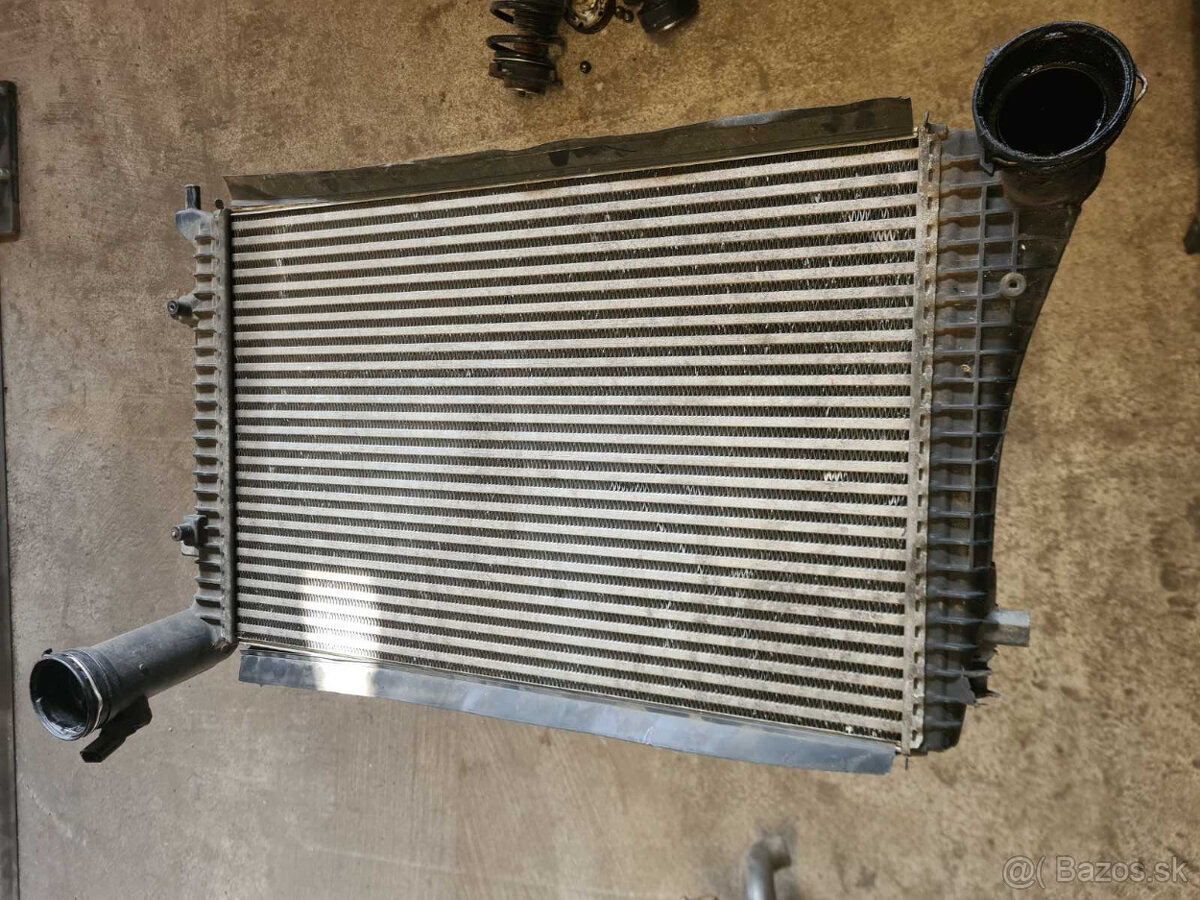 Chladiče, intercooler VW Passat b6