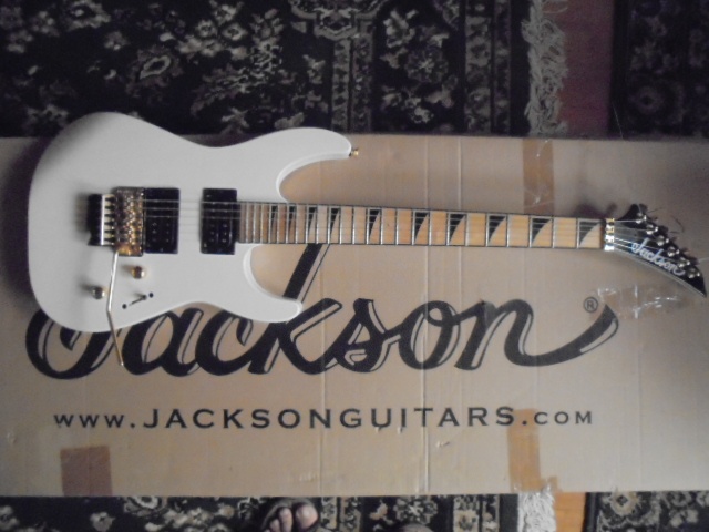 Elektricka gitara Jackson Soloist X snow color