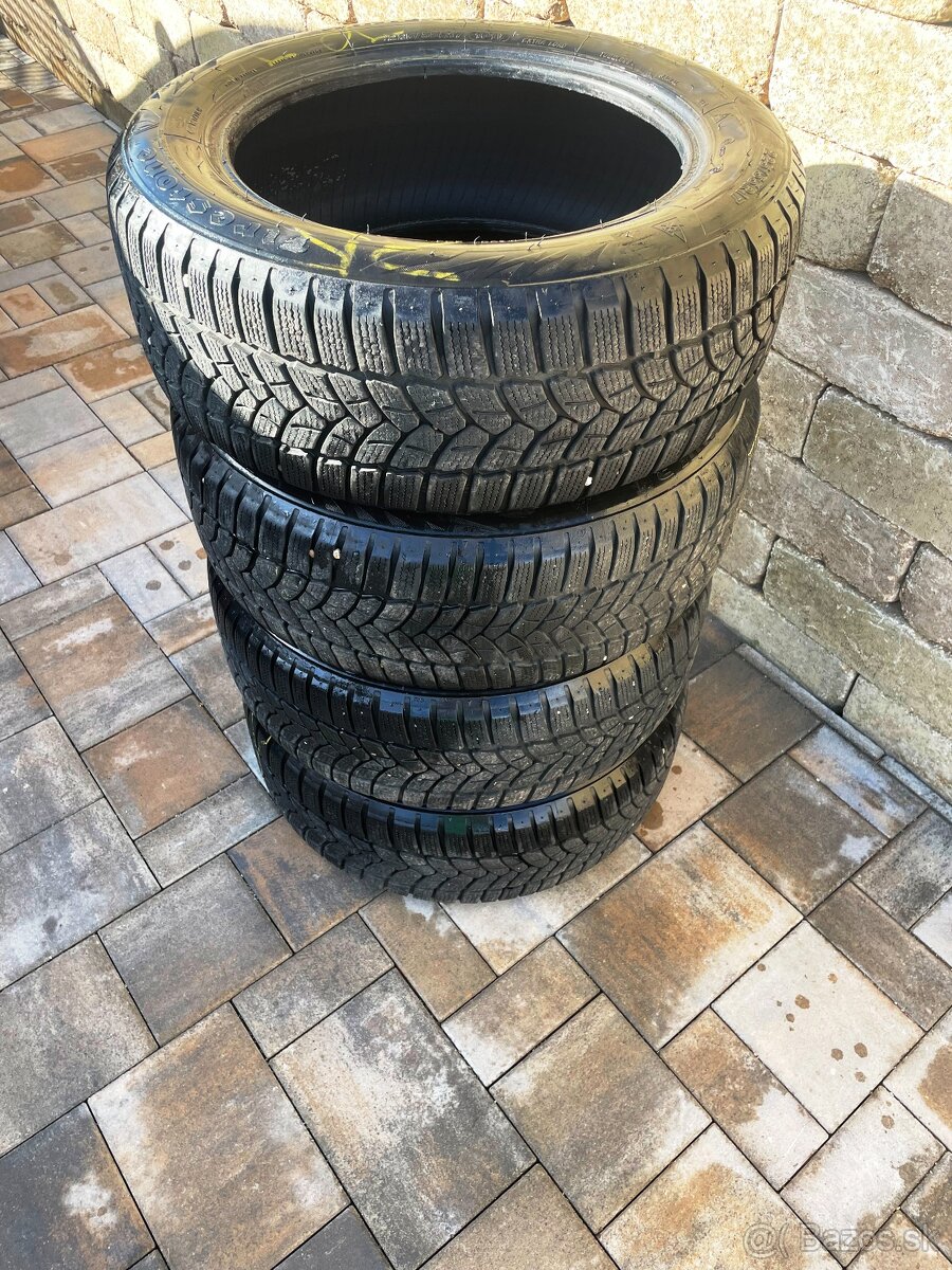 ZIMNÉ PNEUMATIKY SADA 4KS FIRESTONE WINTERHAWK  225/55 R17