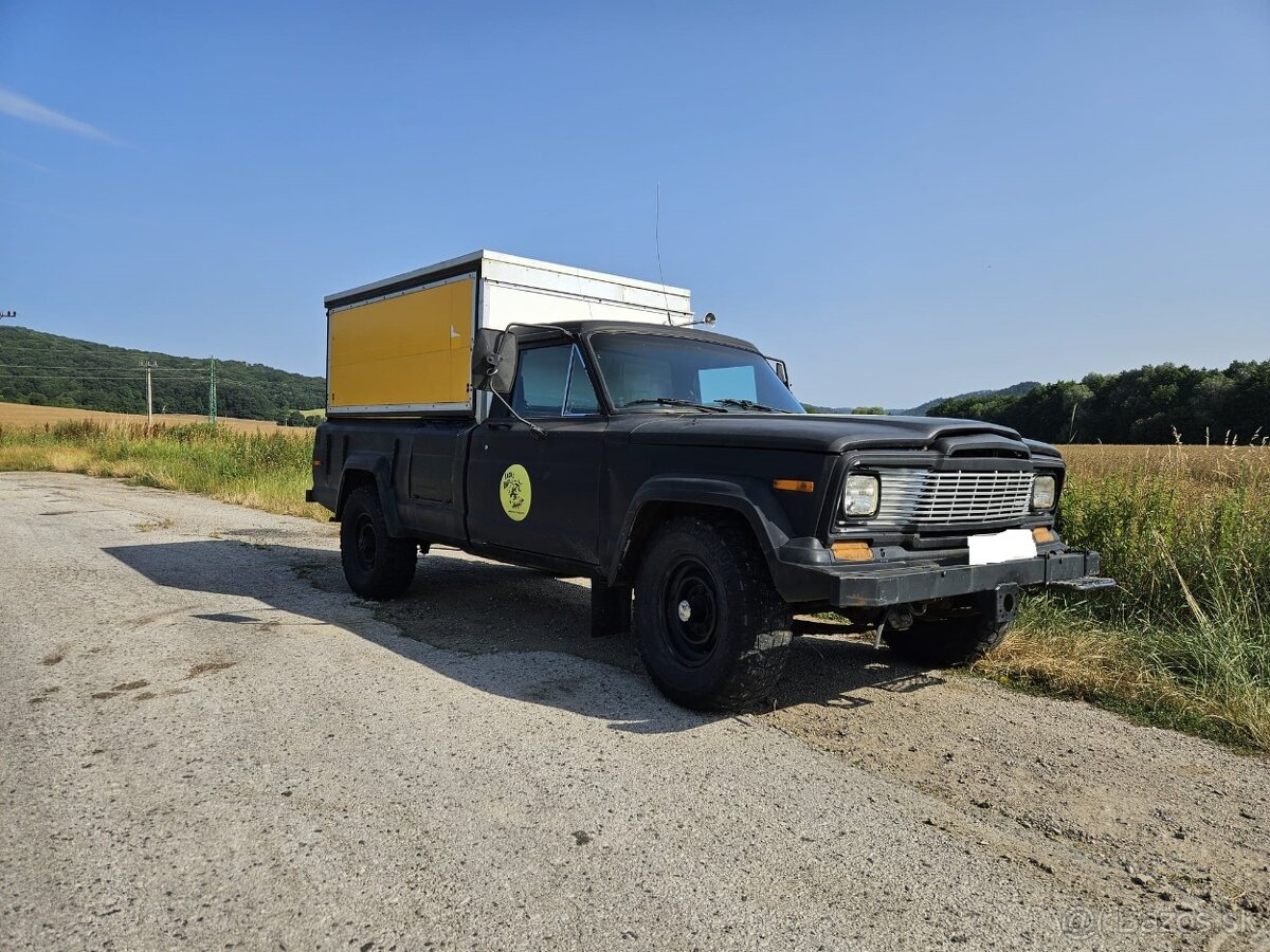 Jeep Gladiator Commander 1982 5,9L 177hp Benzin Automat s TP