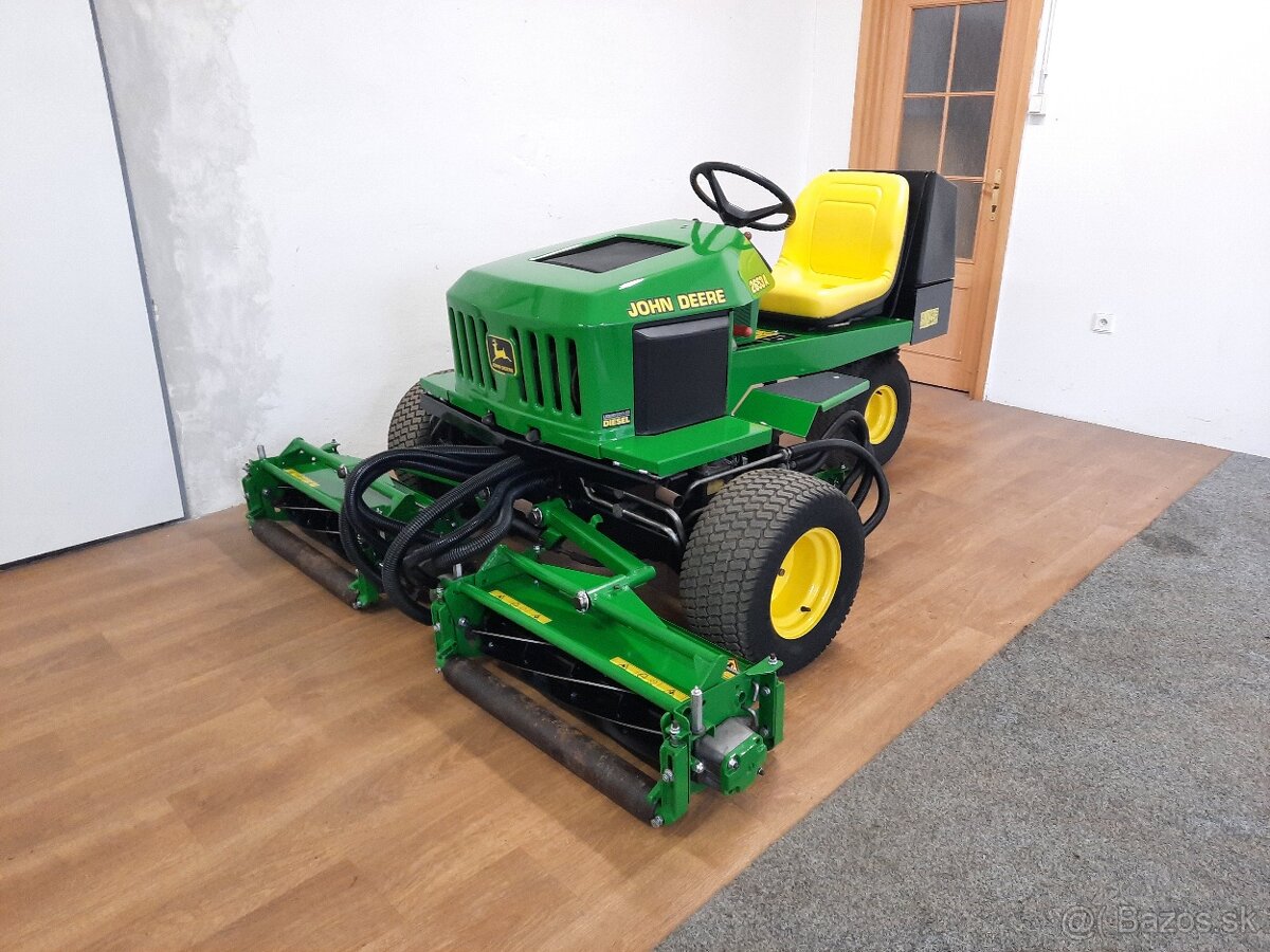 Vretenová kosačka John Deere 2653A