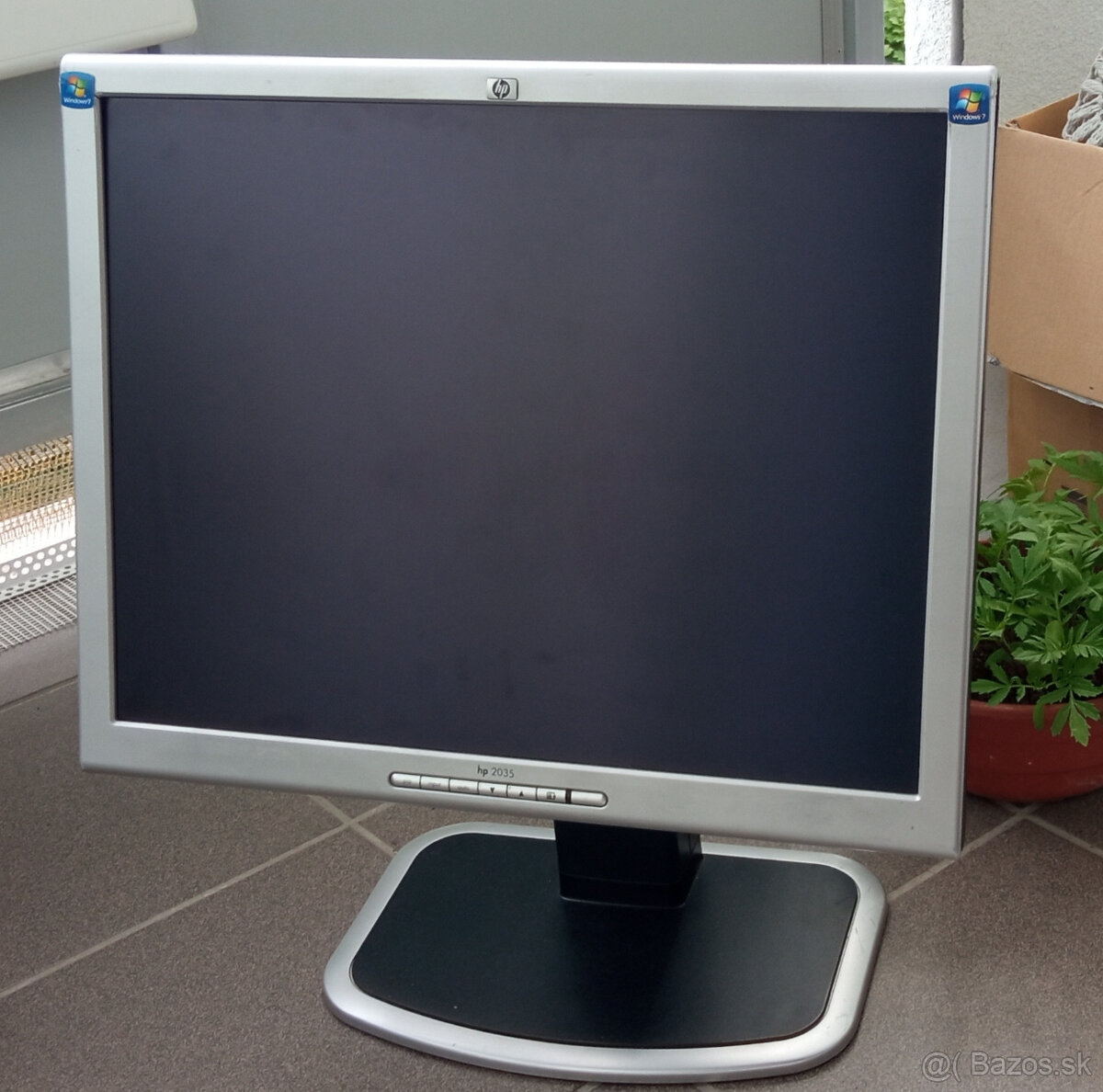 LCD monitor HP 20"