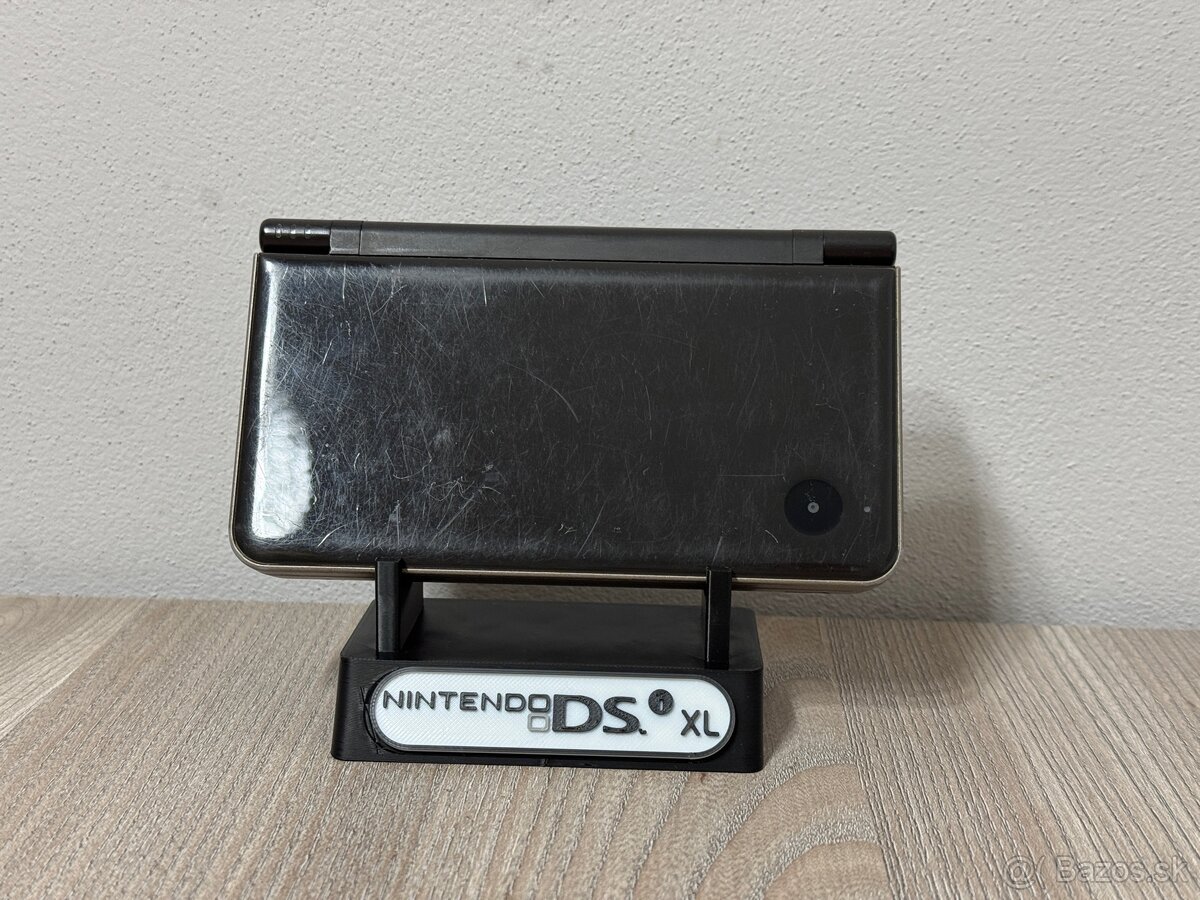 Nintendo DSi XL