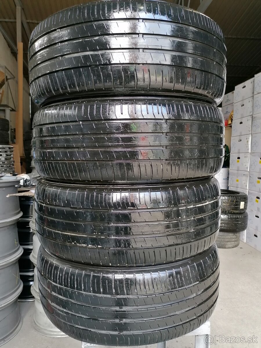 Letné pneu = 215/55 R17 = FALKEN