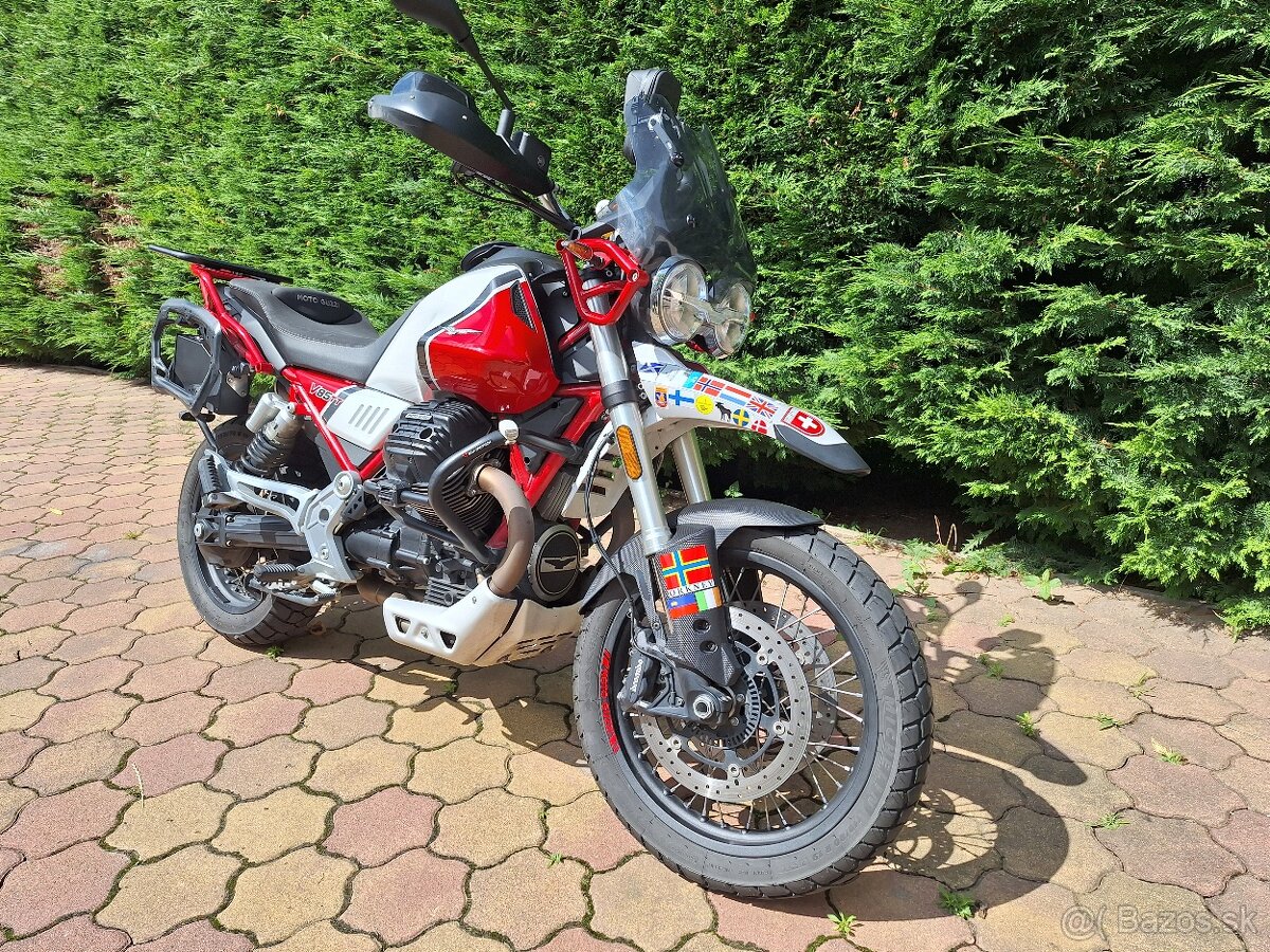 Moto Guzzi V85TT Evocative model 2019 euro4