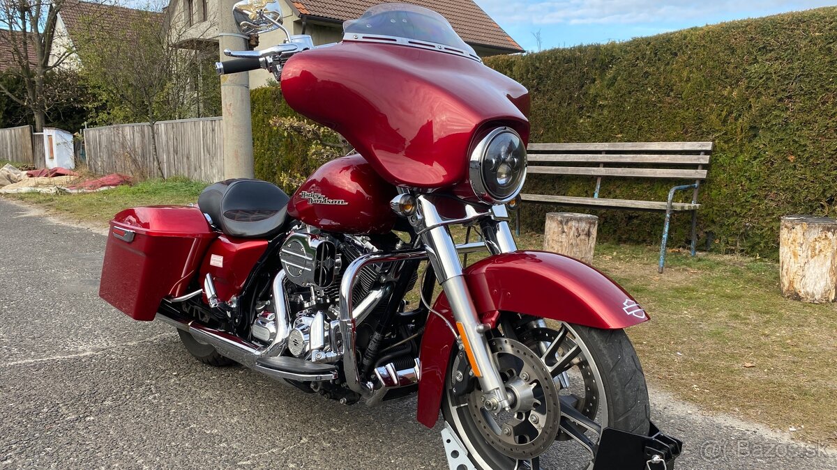 Harley Davidson Street Glide 103”