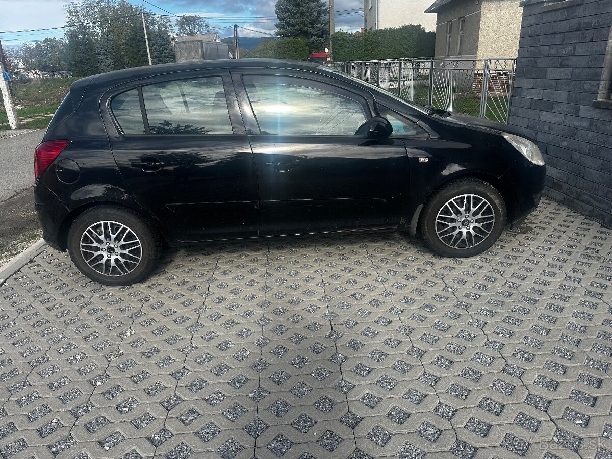 Predám Opel Corsa D