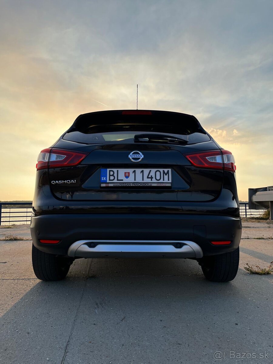 Nissan Qashqai DIG-T 160 N-Connecta, panoramaticka strecha