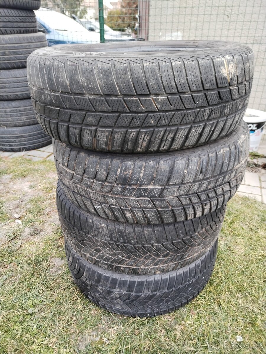 Predám zimné pneumatiky Barum Polaris5 195/55R15