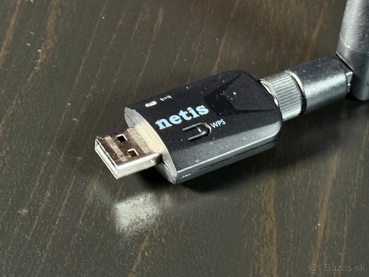 Wi-Fi USB adaptér Netis s anténou WF22195