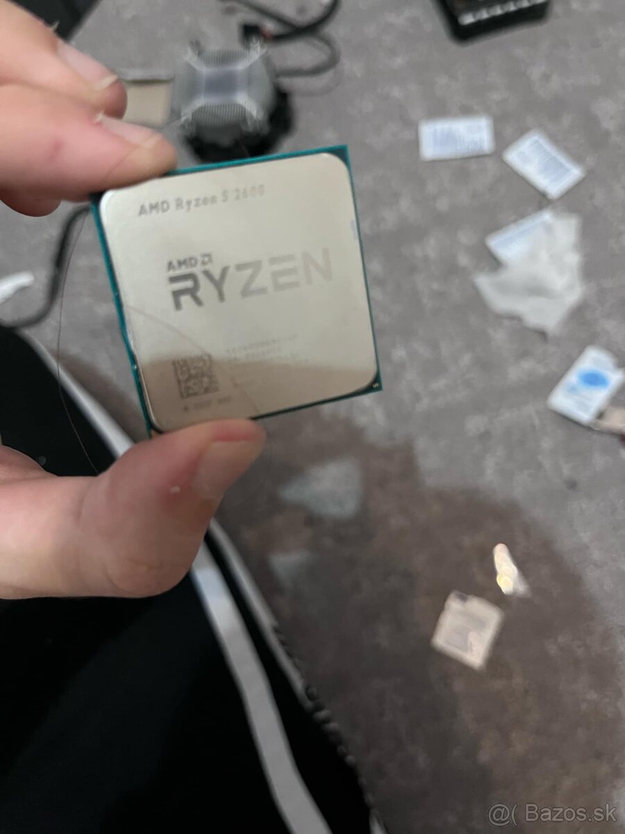 AMD Ryzen 5 2600