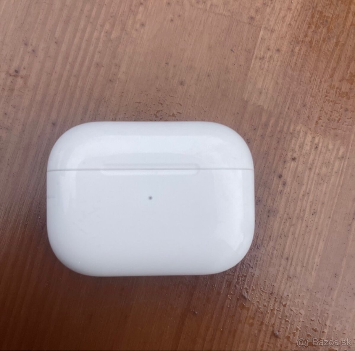 AirPods pro, originálne puzdro