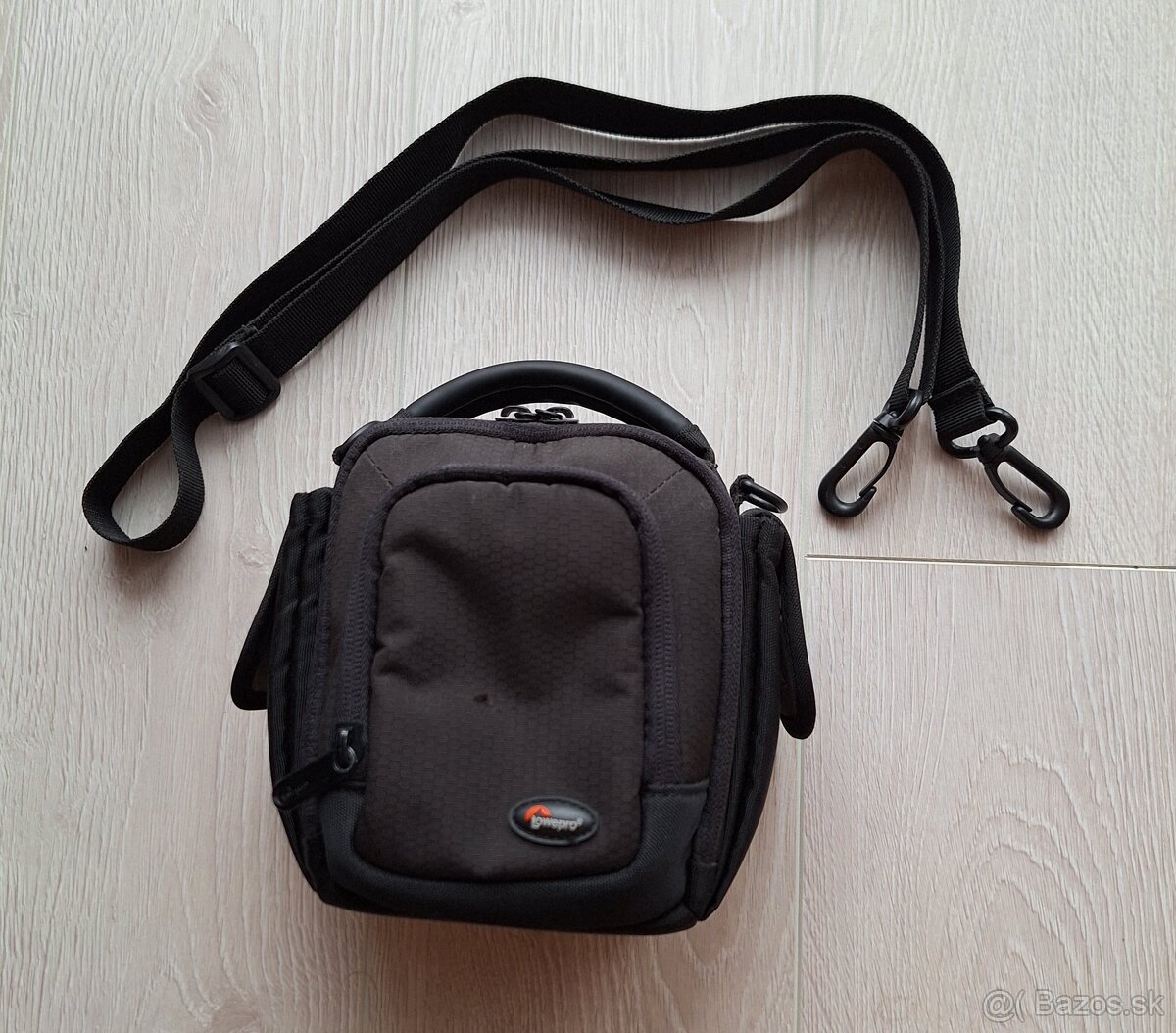 Puzdro Lowepro Clips 100