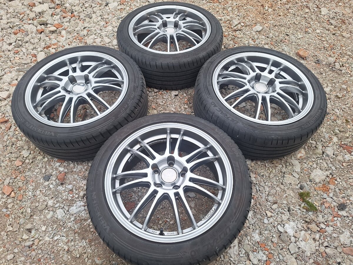 215/45/R17  5x114,3