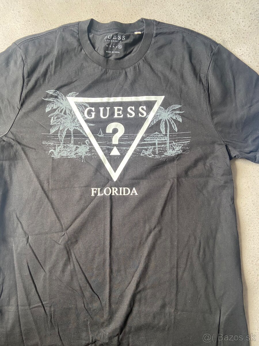 Nové originál krátke trička Guess Veľkosť Xl