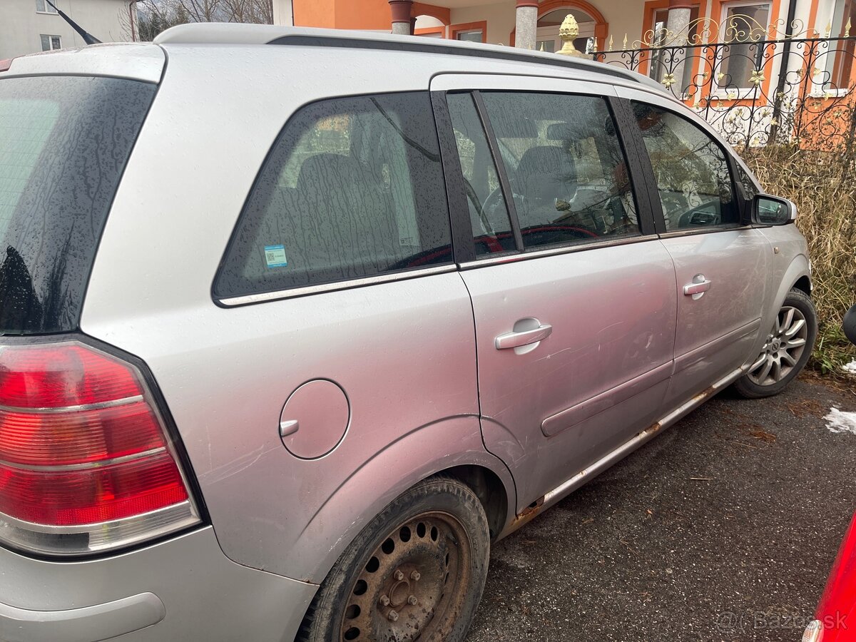 Opel Zafira B 1,9cdti 470000