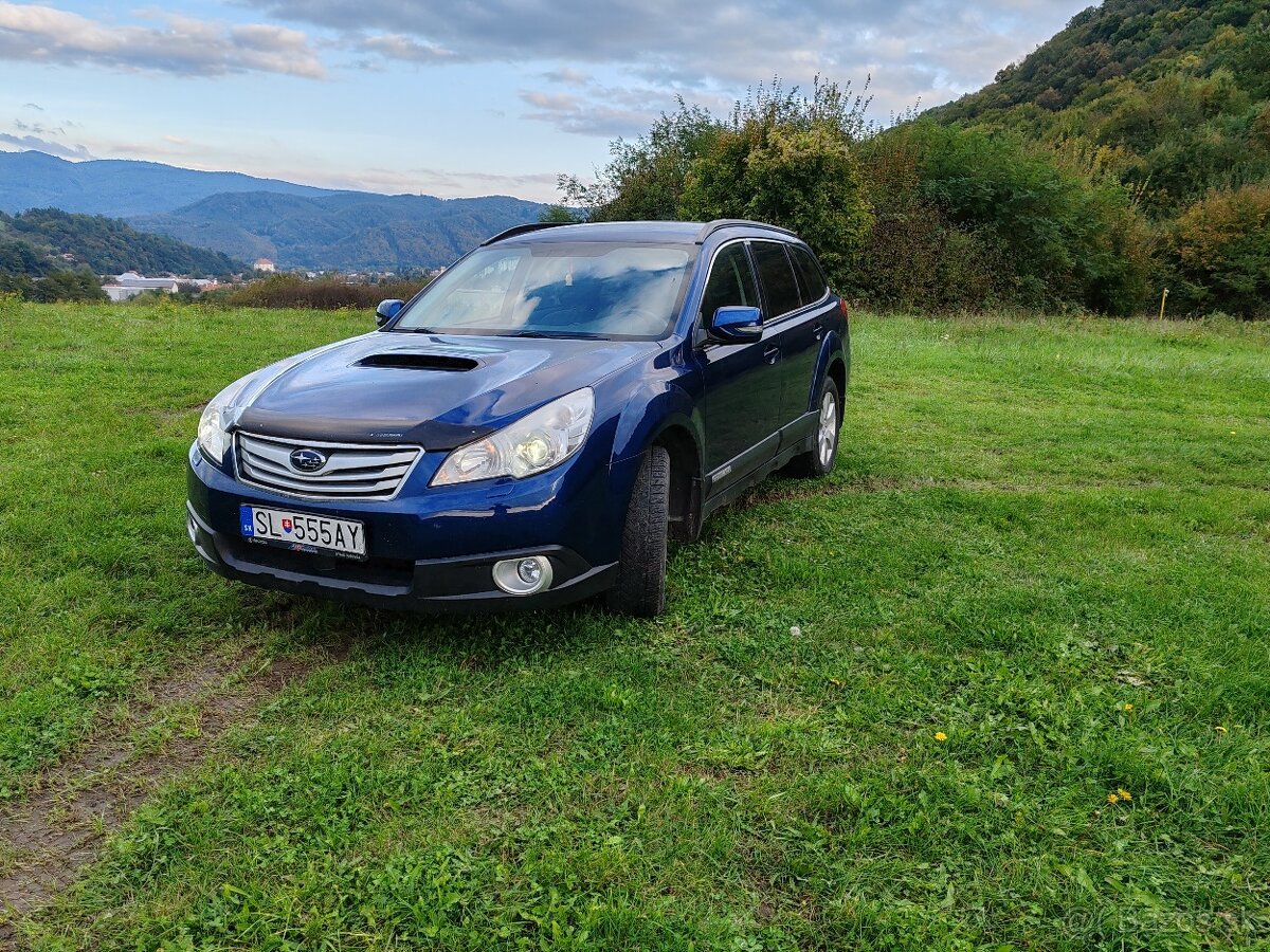 Subaru Outback 2.0, D4x4, Nová STK