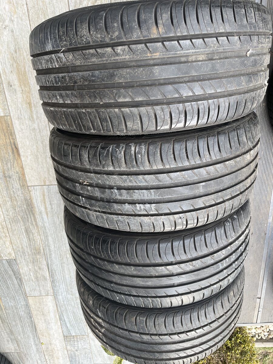 Sava letne pneu sada 225/45 R17