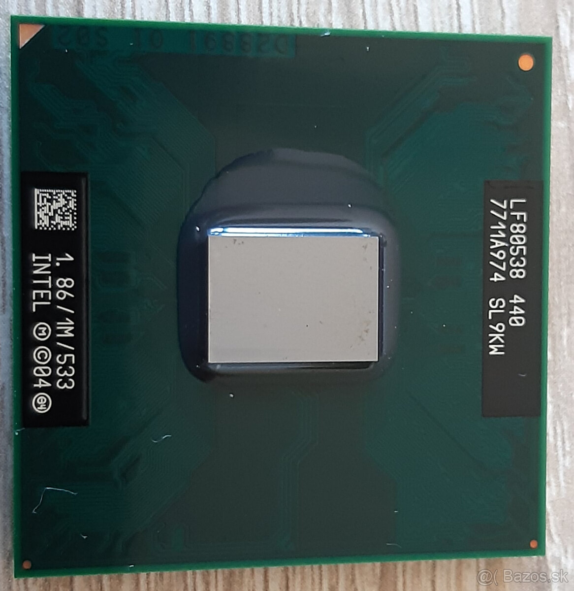 Intel Celeron M 440 (notebookový, 1,86 GHz)