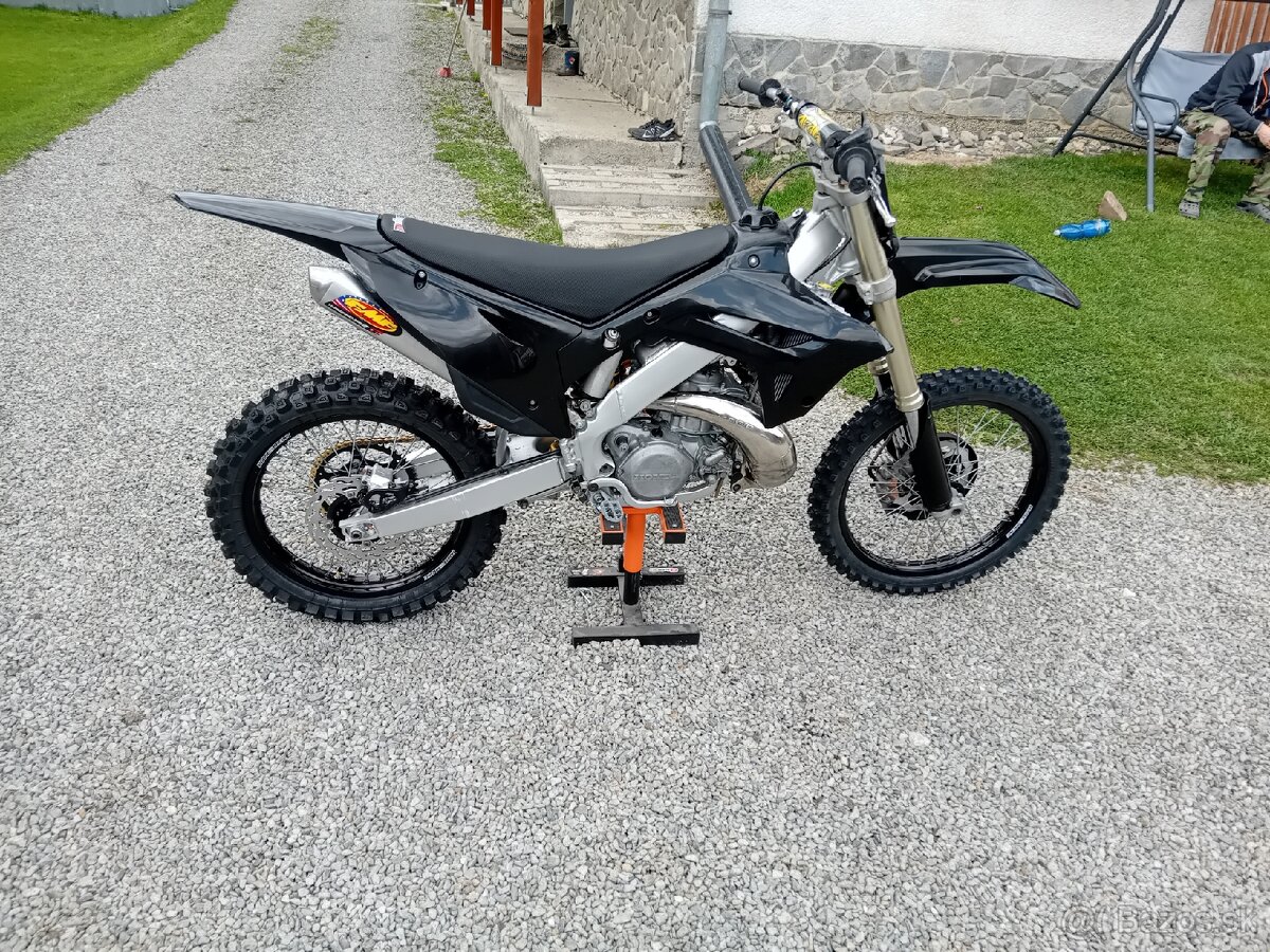 HONDA CR250