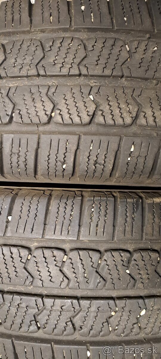 Predám 2ks jazdené zimné 215/75r16C Matador na dodávku