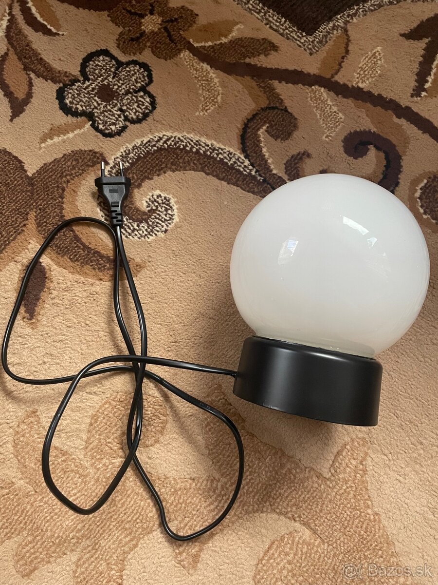 Prerobená retro lampa