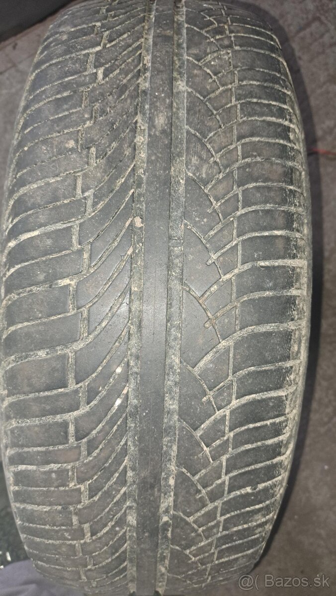 Michelin Latitude 215/65/R16 98H SUV letné