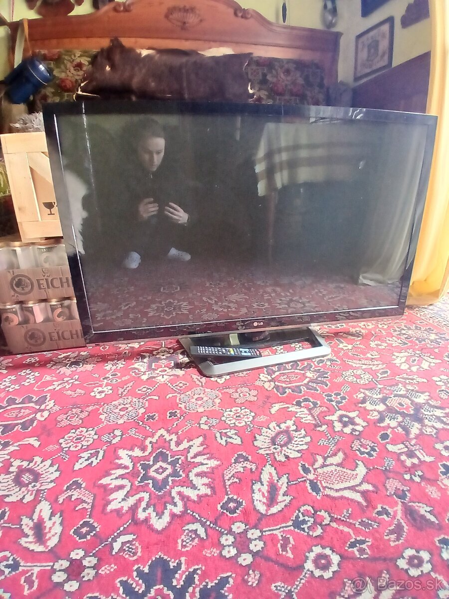 Televízor smart LG, uhlopriečka 106cm