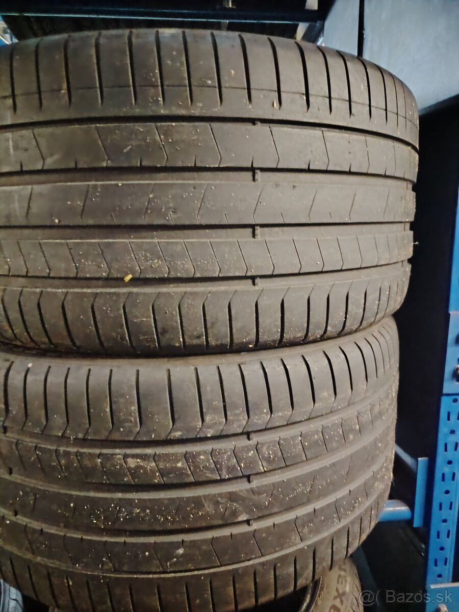 315/30 r22