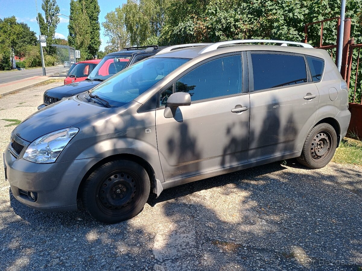 Toyota Corolla Verso 1.8 benzin VVT-i / 95kW / r.v. 12-2004