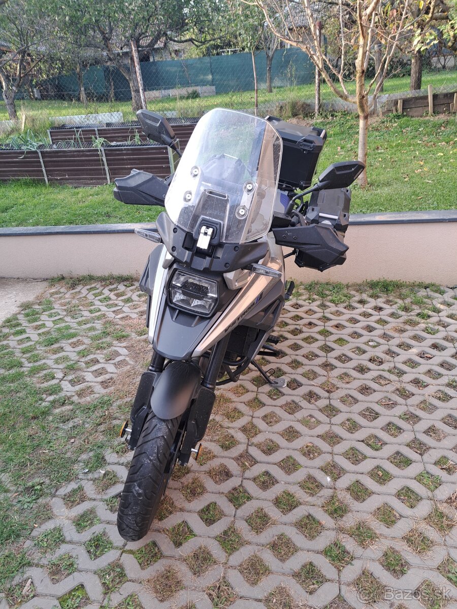 Suzuki v-strom 1050xt