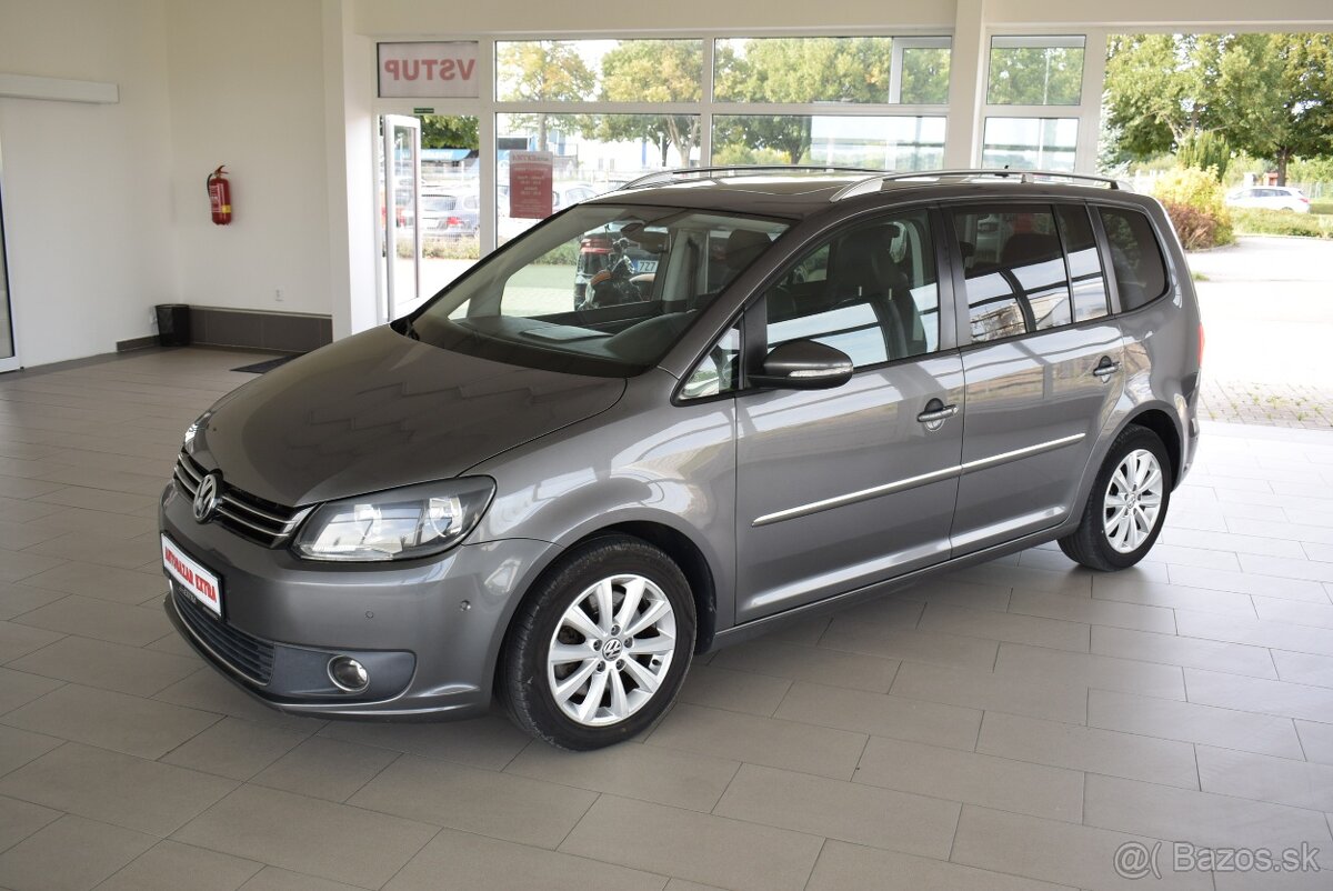 Volkswagen Touran 2,0 TDi,HIGHLINE,kamera,7míst,