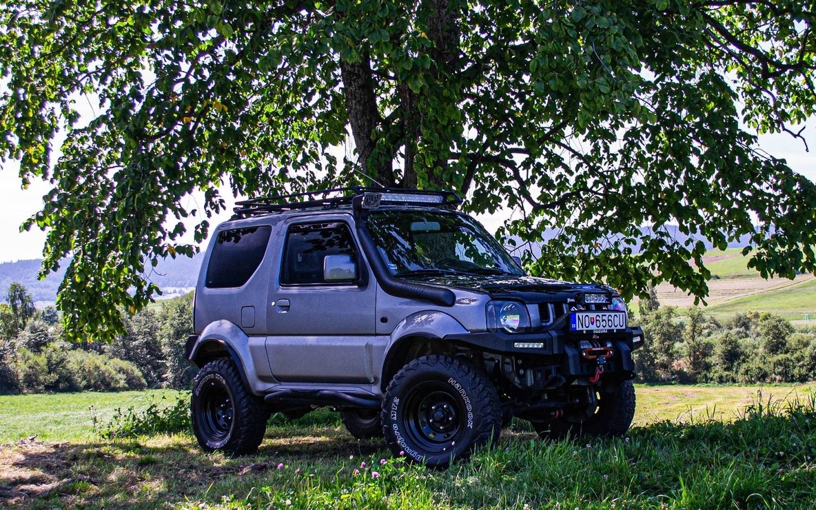 Suzuki Jimny 1.3L 4x4