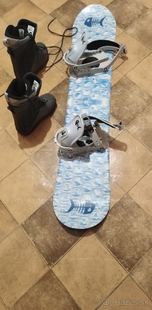 Snowboard +topánky 37,5 Ride