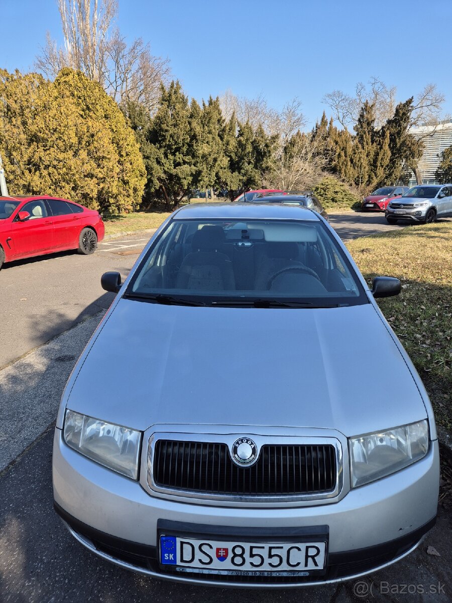 Škoda Fábia Sedan