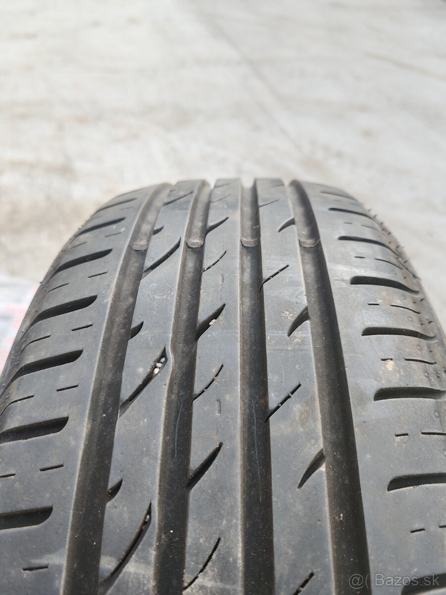 185/55 R15 Nexen