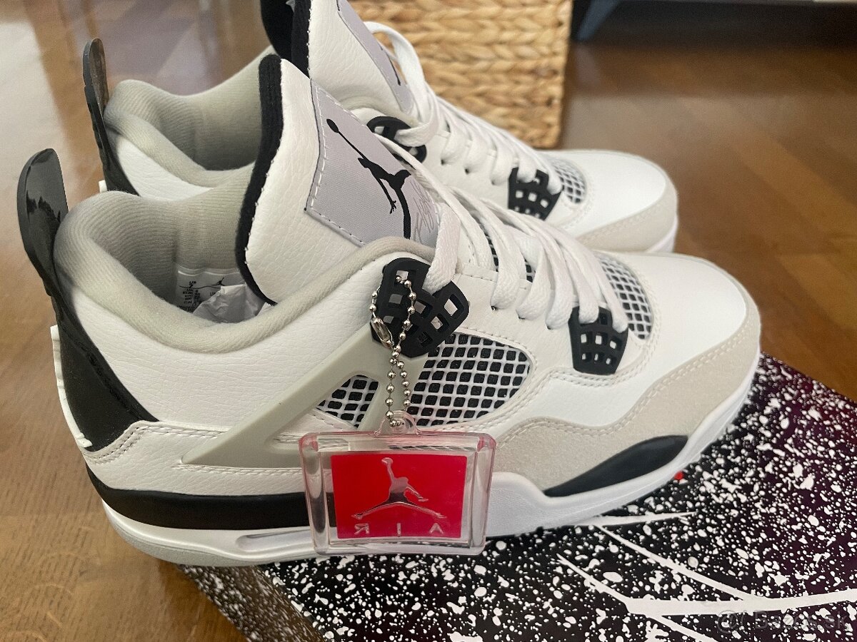 Air  jordan 4 retro velkost 39