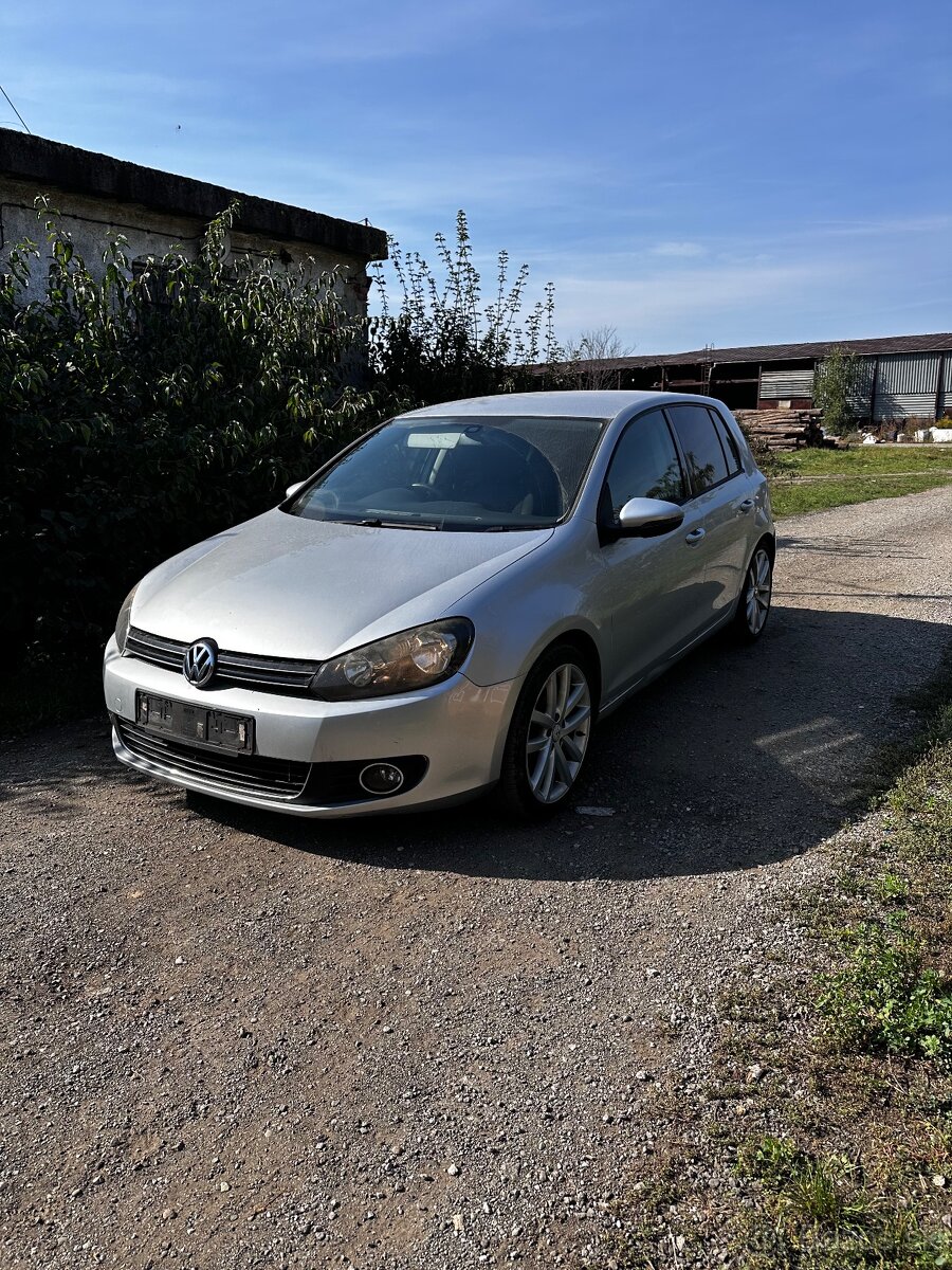 Rozpredam Volkswagen Golf VI 2.0 TDi 103kw . Kod motora : CB